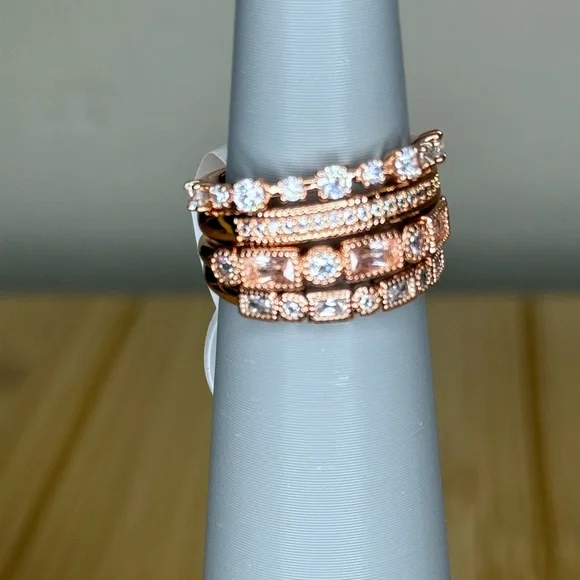 Bomb Party Delicates Diamond CZ on Rose Gold - Picture 2 of 4